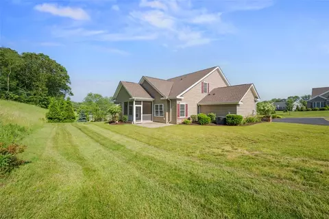 111 Resolution Dr, Mars, PA 16046 photo 4
