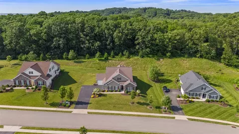 111 Resolution Dr, Mars, PA 16046 photo 3