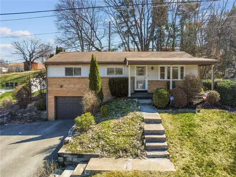 124 Carousel Dr, Delmont, PA 15626