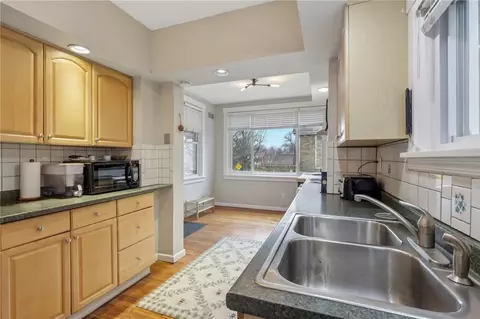 Kitchen - 460 Mapleton Ave, Pittsburgh, PA 15228 photo 3 of 3