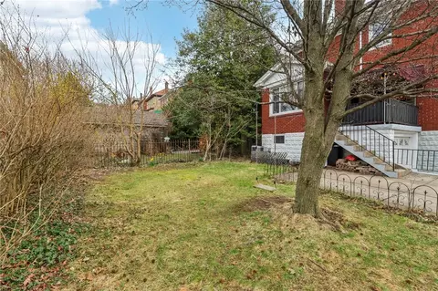 Exterior - 460 Mapleton Ave, Pittsburgh, PA 15228 photo 10 of 10