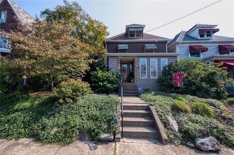1126 Park St, Tarentum, PA 15084