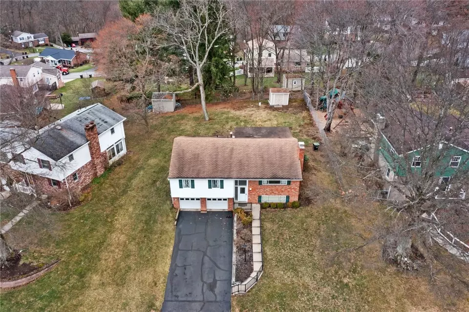  8588 E Barkhurst Dr, Pittsburgh, PA 15237 photo 32