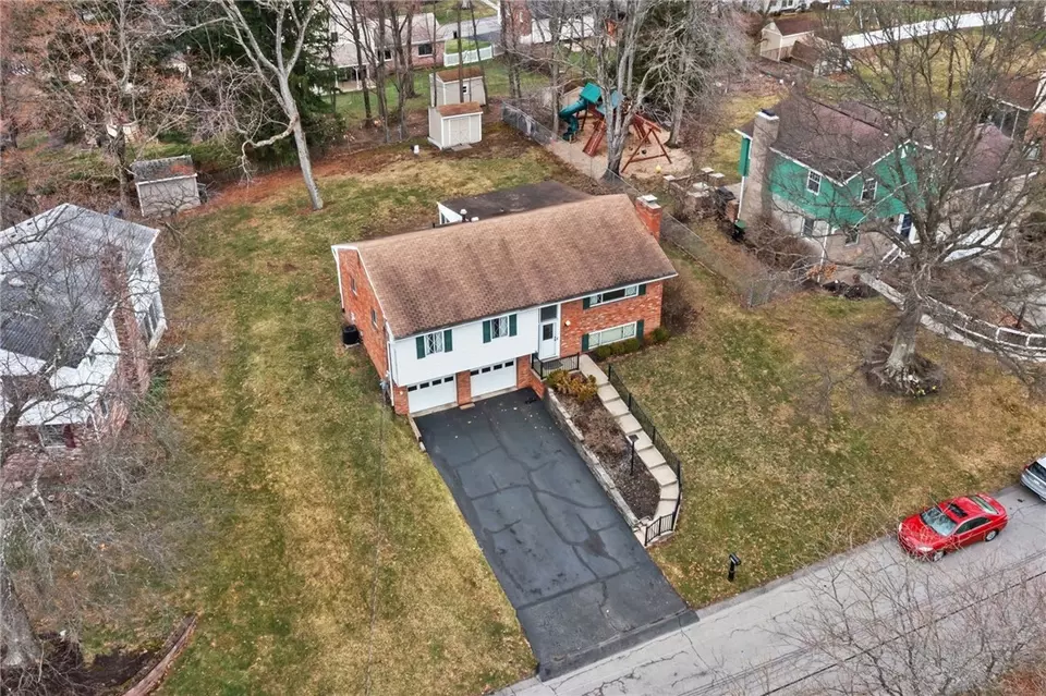  8588 E Barkhurst Dr, Pittsburgh, PA 15237 photo 33