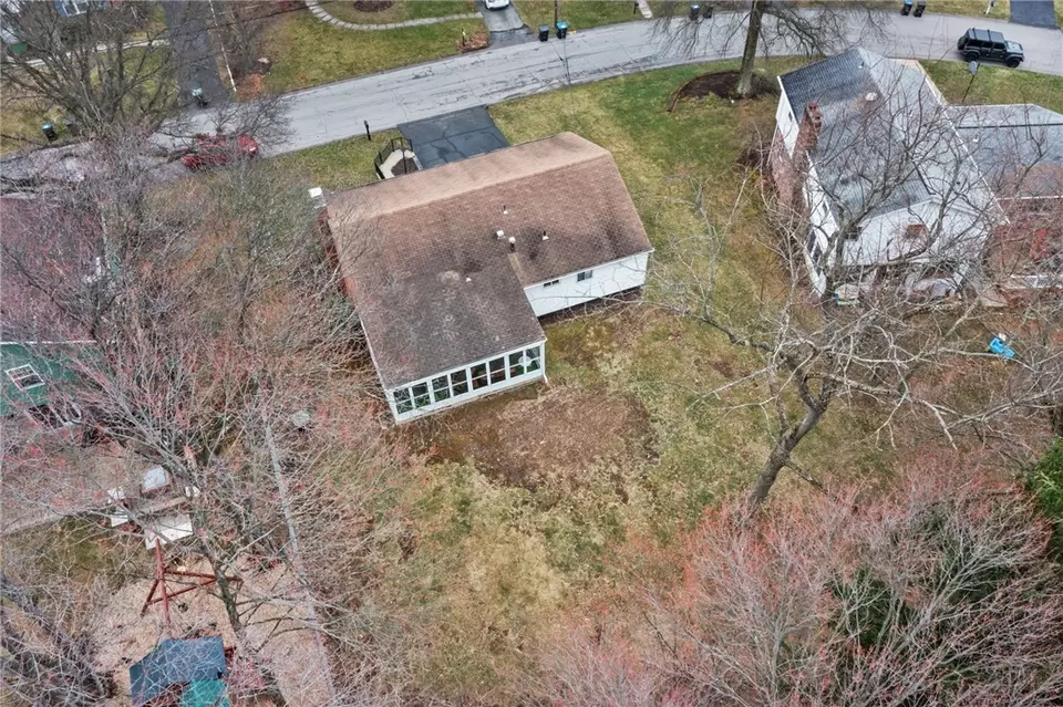  8588 E Barkhurst Dr, Pittsburgh, PA 15237 photo 35