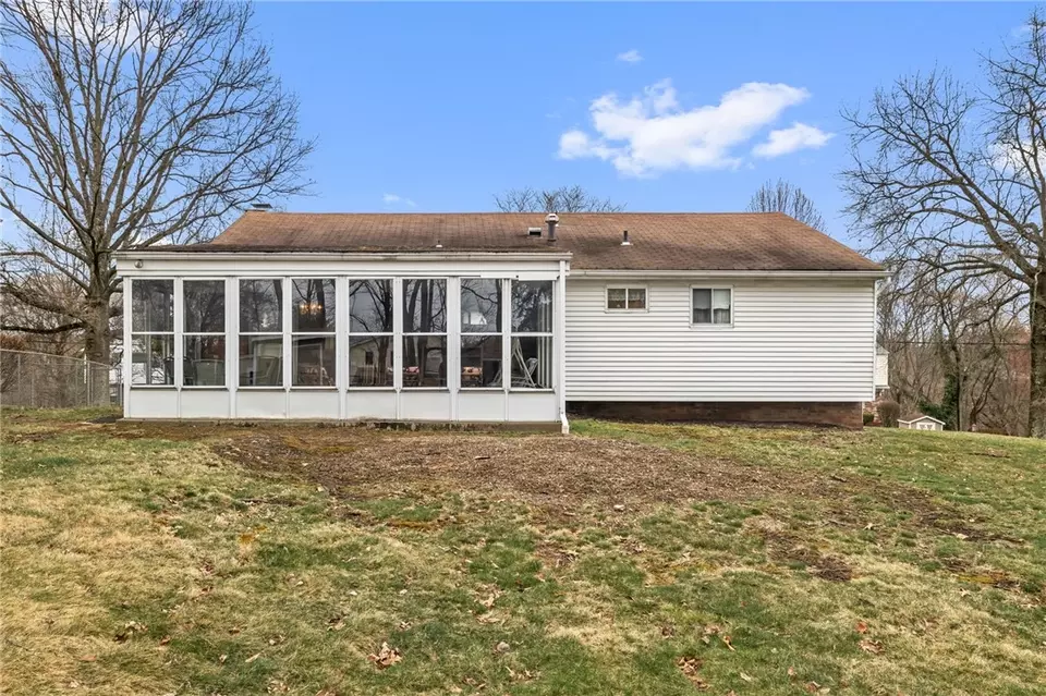  8588 E Barkhurst Dr, Pittsburgh, PA 15237 photo 28