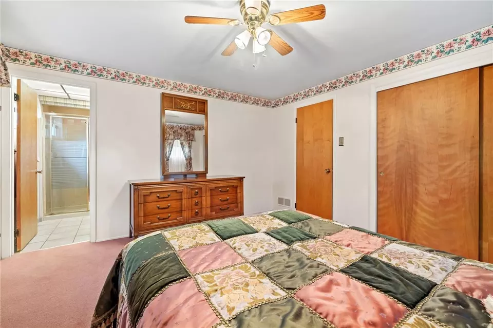  8588 E Barkhurst Dr, Pittsburgh, PA 15237 photo 21