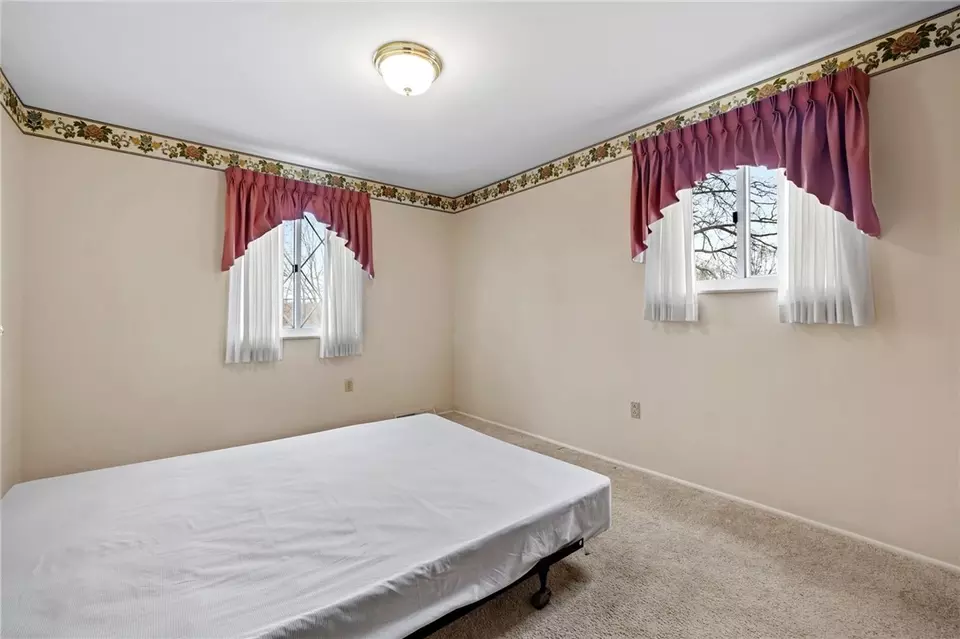  8588 E Barkhurst Dr, Pittsburgh, PA 15237 photo 17
