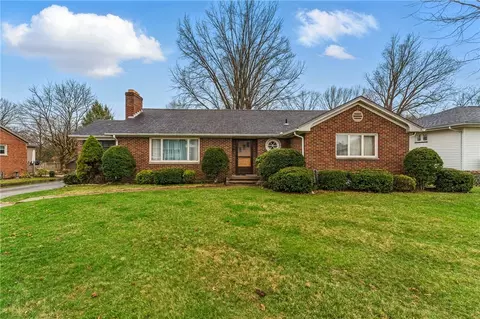 15 W Fairmont Ave, New Castle, PA 16105