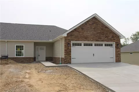 330 Cherokee Dr, Beaver Falls, PA 15010