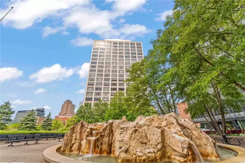 112 Washington Pl #14F, Pittsburgh, PA 15219