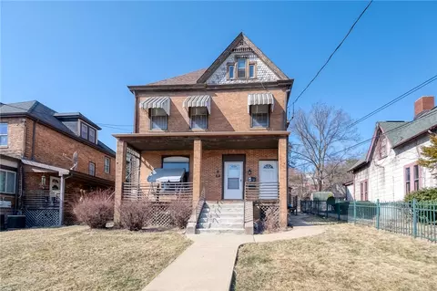 225 Freeport Rd, Blawnox, PA 15238