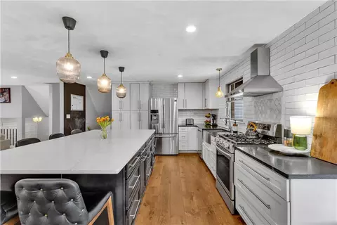 Kitchen - 5909 Graybrooke Dr, Export, PA 15632 photo 3 of 3