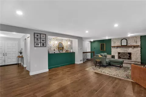 Living - 5909 Graybrooke Dr, Export, PA 15632 photo 6 of 7