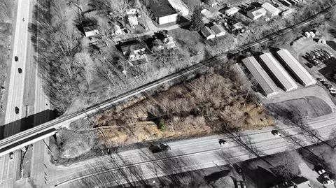 0 Country Club Dr, Ellwood City, PA 16117