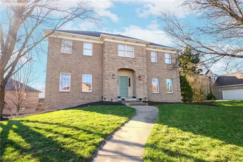 712 Augusta Dr, Bridgeville, PA 15017