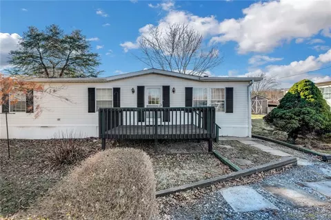 1320 Hidden Valley Dr, Bulger, PA 15019