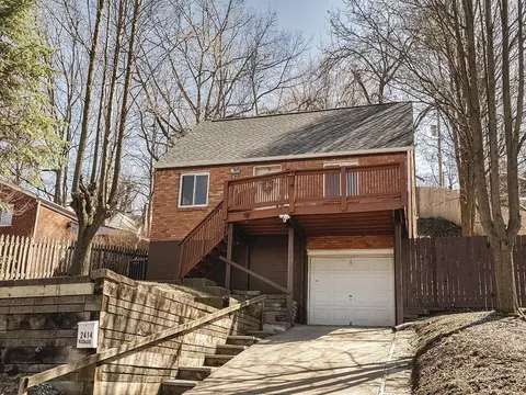 2414 Woodward Ave, Pittsburgh, PA 15226
