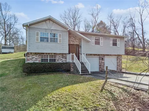 126 Wetzel Rd, Smock, PA 15480