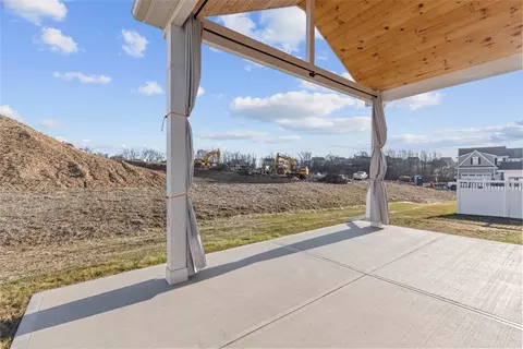 108 Olivia Dr, Eighty Four, PA 15330 photo 44