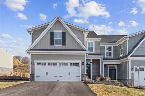 108 Olivia Dr, Eighty Four, PA 15330