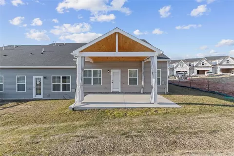 108 Olivia Dr, Eighty Four, PA 15330 photo 40