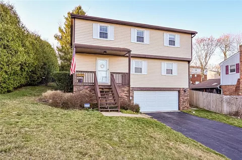 9217 Douglas Fir Dr, Pittsburgh, PA 15239