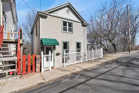 947 Saint Martin St, Pittsburgh, PA 15203