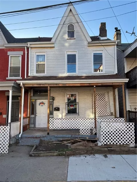 3209 Juliet St, Pittsburgh, PA 15213