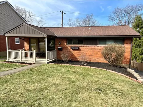 240 Cherrydell Dr, Pittsburgh, PA 15220