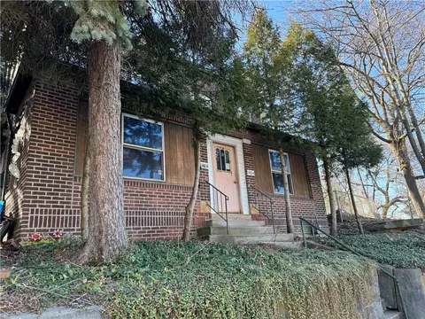 1404-1406 Amanda St, Pittsburgh, PA 15210