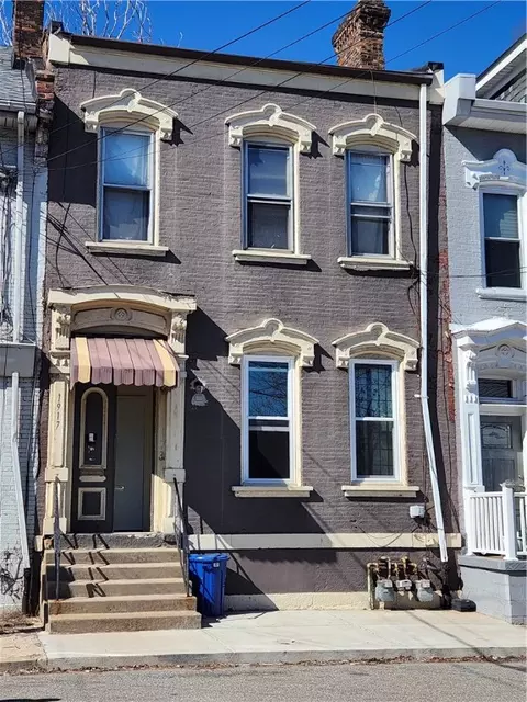 1917 Webster, Pittsburgh, PA 15219