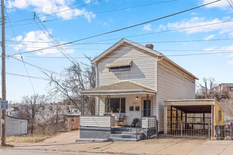 Exterior - 537 6th St, Braddock, PA 15104 photo 3 of 8