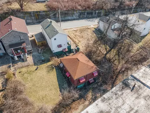 View/Area - 537 6th St, Braddock, PA 15104 photo 6 of 7