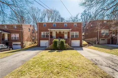 212-214 Mount Lebanon Blvd #212, Pittsburgh, PA 15234