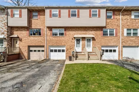 926 Academy Hts, Greensburg, PA 15601
