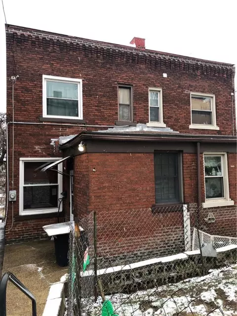 4341 2 Hays Ave #3, Pittsburgh, PA 15210