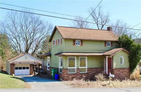 237 Main St, Evans City, PA 16033