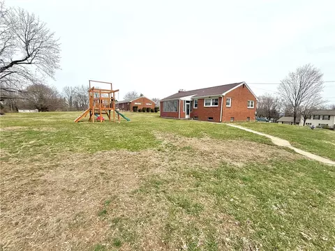 2120 Pococen Dr, Coraopolis, PA 15108 photo 28