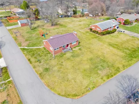 2120 Pococen Dr, Coraopolis, PA 15108 photo 34
