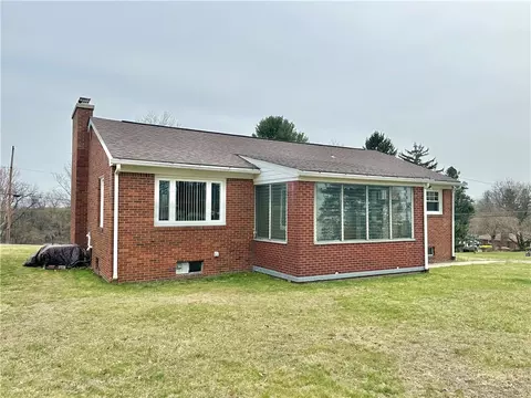2120 Pococen Dr, Coraopolis, PA 15108 photo 24