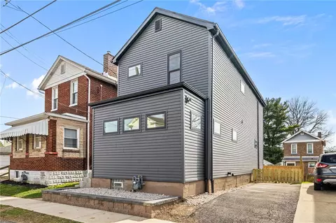 609 6th Ave, Carnegie, PA 15106