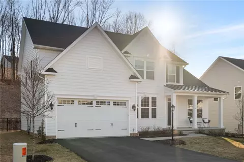 Exterior - 314 Crest Ln, Mars, PA 16046 photo 4 of 8