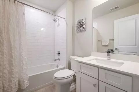 Bath - 314 Crest Ln, Mars, PA 16046 photo 5 of 5