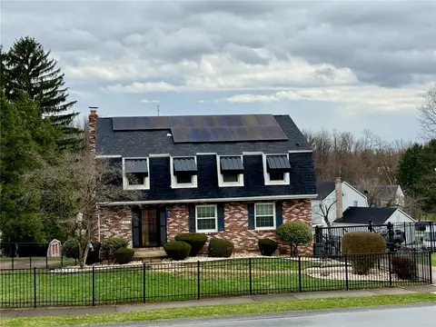 353 Willow Hedge Dr, Monroeville, PA 15146