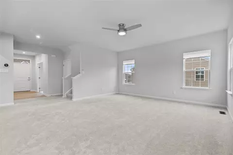 Living - 130 Arnoni Dr, Clairton, PA 15025 photo 4 of 7
