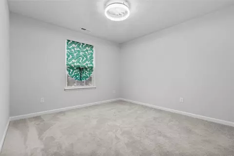 Bedroom - 130 Arnoni Dr, Clairton, PA 15025 photo 8 of 9