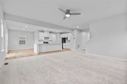 Living - 130 Arnoni Dr, Clairton, PA 15025 photo 5 of 7