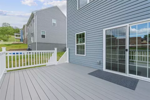 Exterior - 130 Arnoni Dr, Clairton, PA 15025 photo 3 of 7