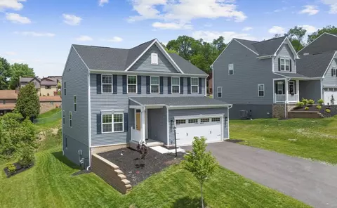 130 Arnoni Dr, Clairton, PA 15025